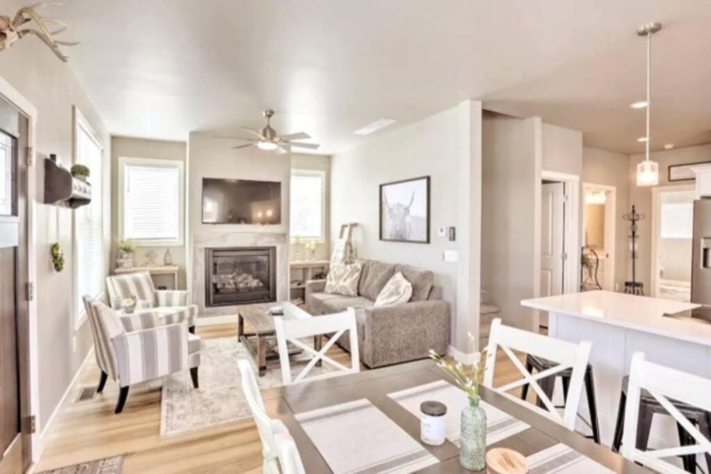 New! Cozy & Modern Spearfish Home Near Downtown! מראה חיצוני תמונה