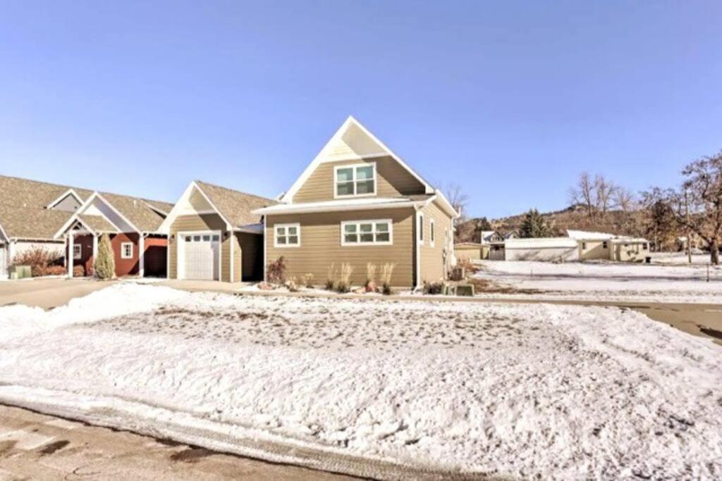 New! Cozy & Modern Spearfish Home Near Downtown! מראה חיצוני תמונה